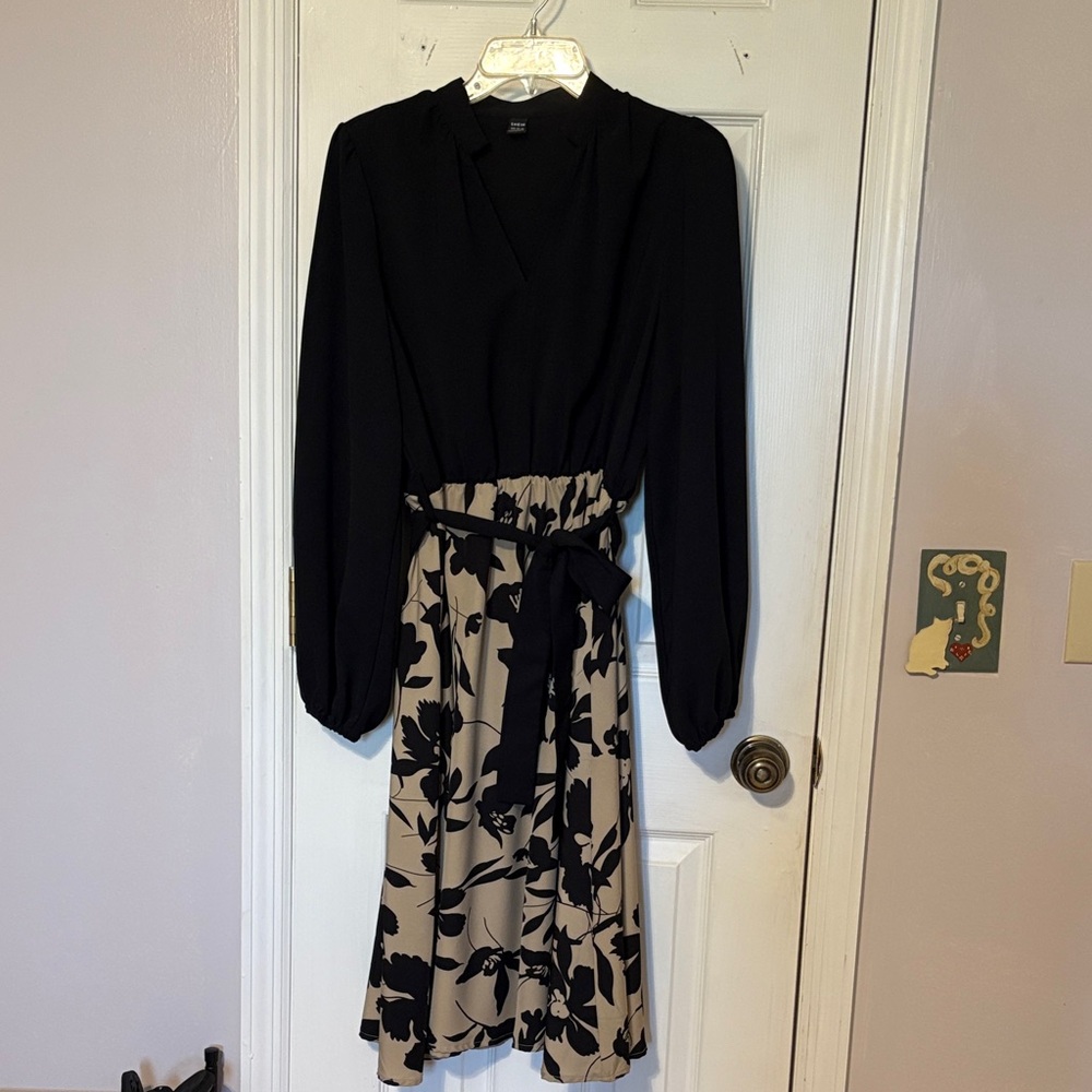 SHEIN Black and Beige Long Sleeve Floral Midi Dress with Waist Tie